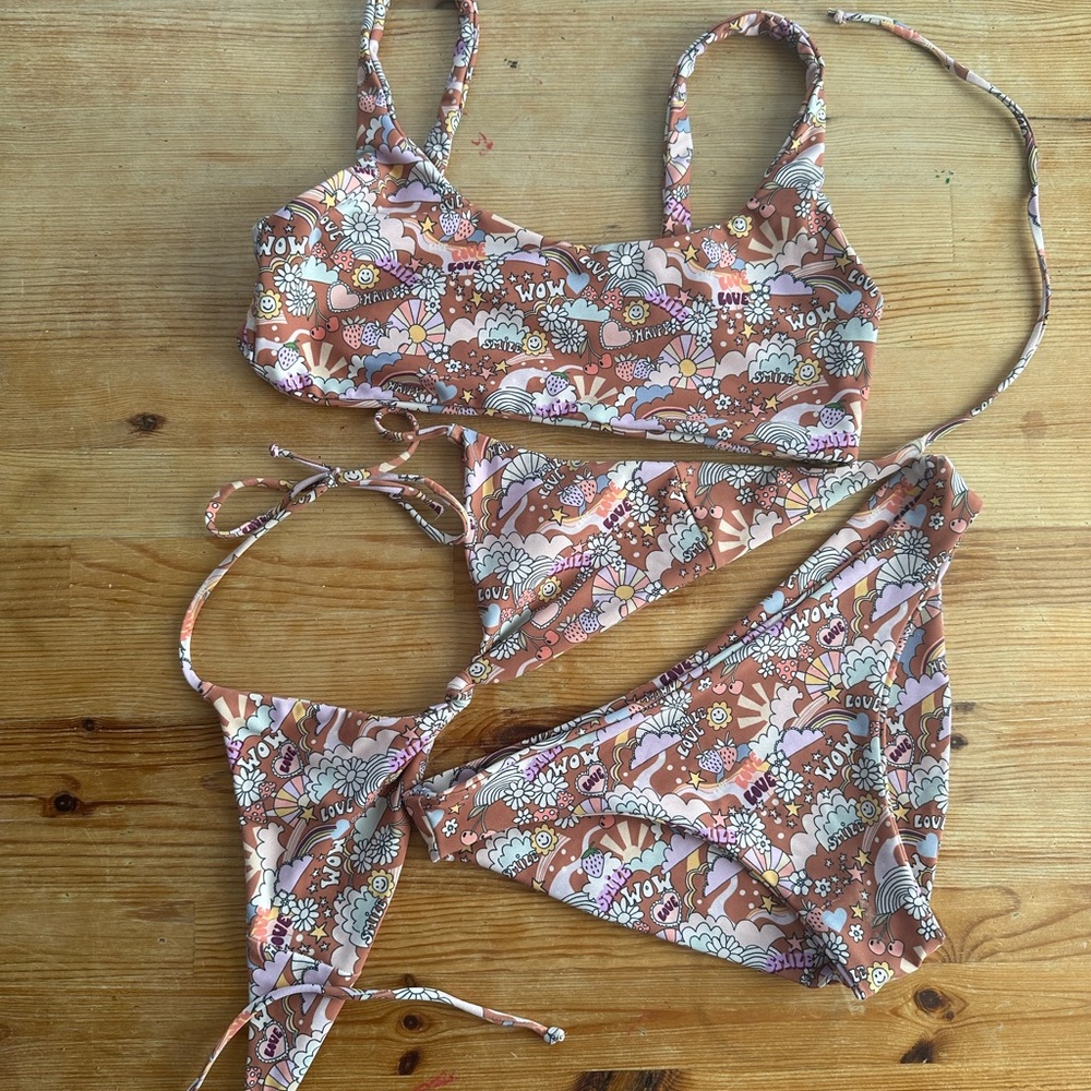 Skatie bikini bundle height ashbury like new